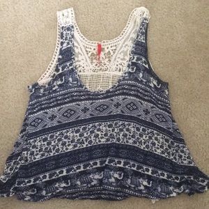 Loose fit slight crop top